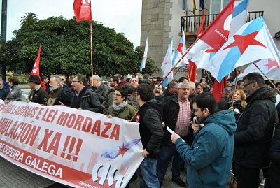 16 03 10 Concentracion_ACorunha_02.JPG